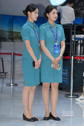 26918-41-56√俩民航大学好闺蜜