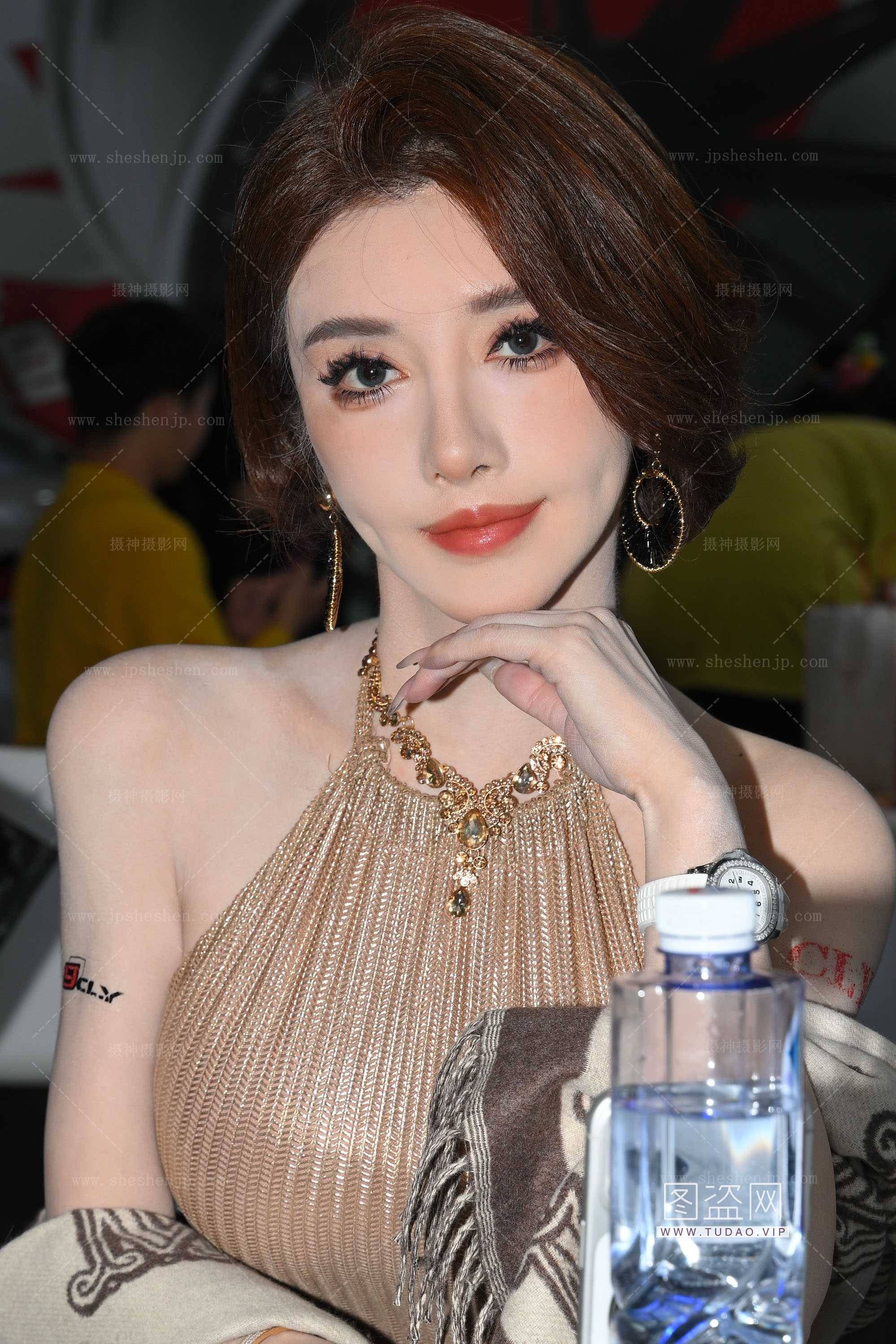 180517hzoc0wkdsd5qfcpu.jpg