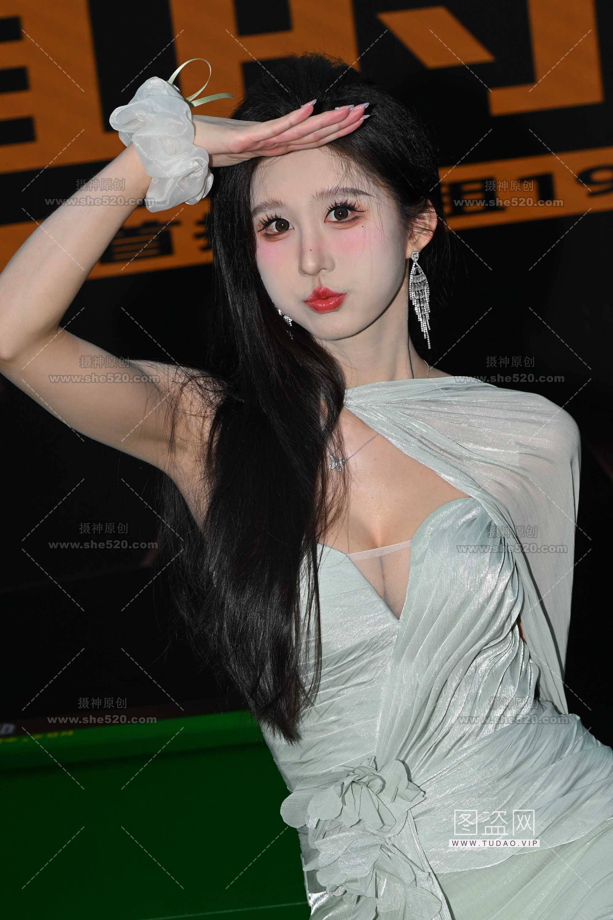 230433rn5idionn2i3onzn.jpg