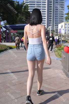 【M0267】周末逛街的少女