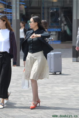 肉丝少妇-编码0916