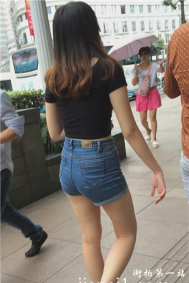 极品小蛮腰热裤美臀气质美女 [431 MB]