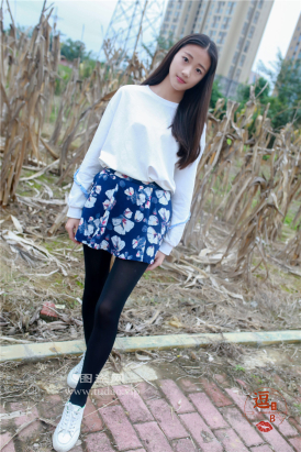 编码0057花色短裙蓝色热裤黑丝肉丝美脚