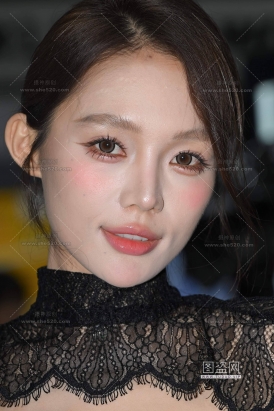 26921-12-203√绝色颜爆-美腿美足-小鱼➕8k视频