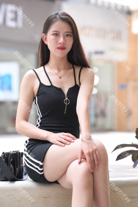 【M0961】黑色包臀裙长腿美女