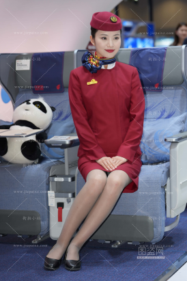 26CATA国航高颜值端庄气质型空姐坐姿亮眼