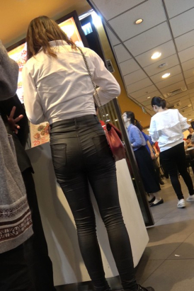 黑色皮裤MM [991 MB]