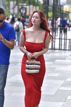 红裙丰满低胸美女+视频 23-05-10-116P