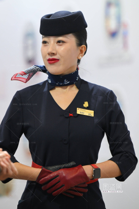 SH25-118-71√中国东方航空-韵味轻熟