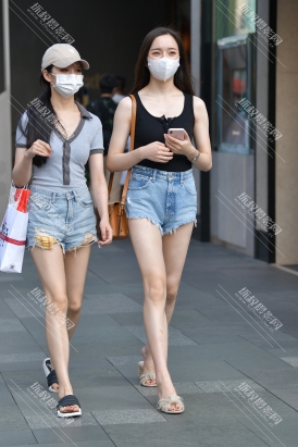 【J3427】白皙热裤长腿美女