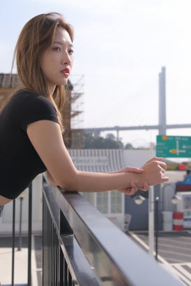 【红石摄影作品】牛仔热裤