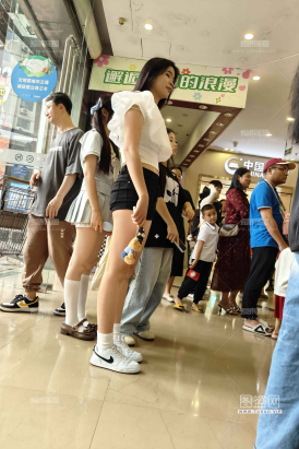 气质牛仔短裤女神