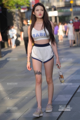 美腿菲菲