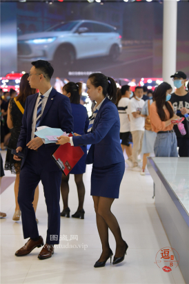 编码2352黑丝职业装紧身包臀裙长